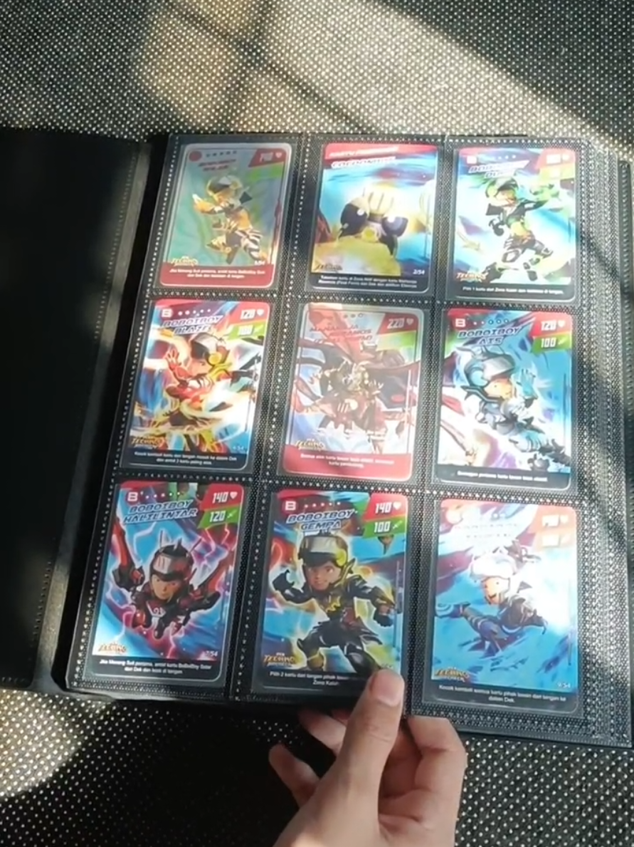 Membalas @princezz.anhazahu #albumkartu#tempatkartu #albumbinder #kartuboboiboy #boboiboy 