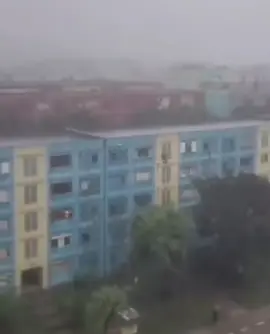 🌪️ Cuba Braces for Hurricane Melissa Cuba 🇨🇺 is on high alert as Hurricane Melissa, a powerful Category 3 storm,approaches the island’s eastern provinces after devastating parts of Jamaica. 🔹 Evacuations: Over 735,000 people have been relocated from high-risk areas including Santiago de Cuba, Granma, Guantánamo, and Holguín. 🔹 Forecast: The storm is expected to bring winds over 190 km/h, torrential rain (up to 500 mm in some regions), and storm surges up to 3.5 m. 🔹 Authorities: Cuban civil defense teams are working nonstop to secure homes, protect livestock, and open emergency shelters. 🔹 Challenges: Power outages and communication blackouts are already being reported. Officials urge residents to follow only verified updates from Cuba’s Civil Defense and stay sheltered until the storm passes. #HurricaneMelissa #Cuba #StaySafeCuba🙏🏽🫶🏽❤️ #HuracánMelissa