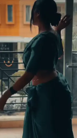 Deshi Bhabi #beauty #deshi #sharee #beautiful 