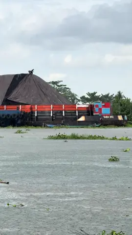 paket sedang di kemas siap meluncur #banjarmasin #cilacap24jam #kulilaut #storypelaut #pelautindonesia 