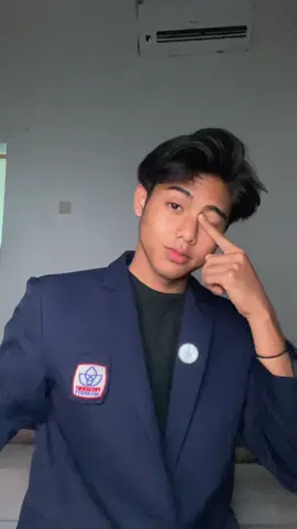 #presunivboys joined the trend 🫢