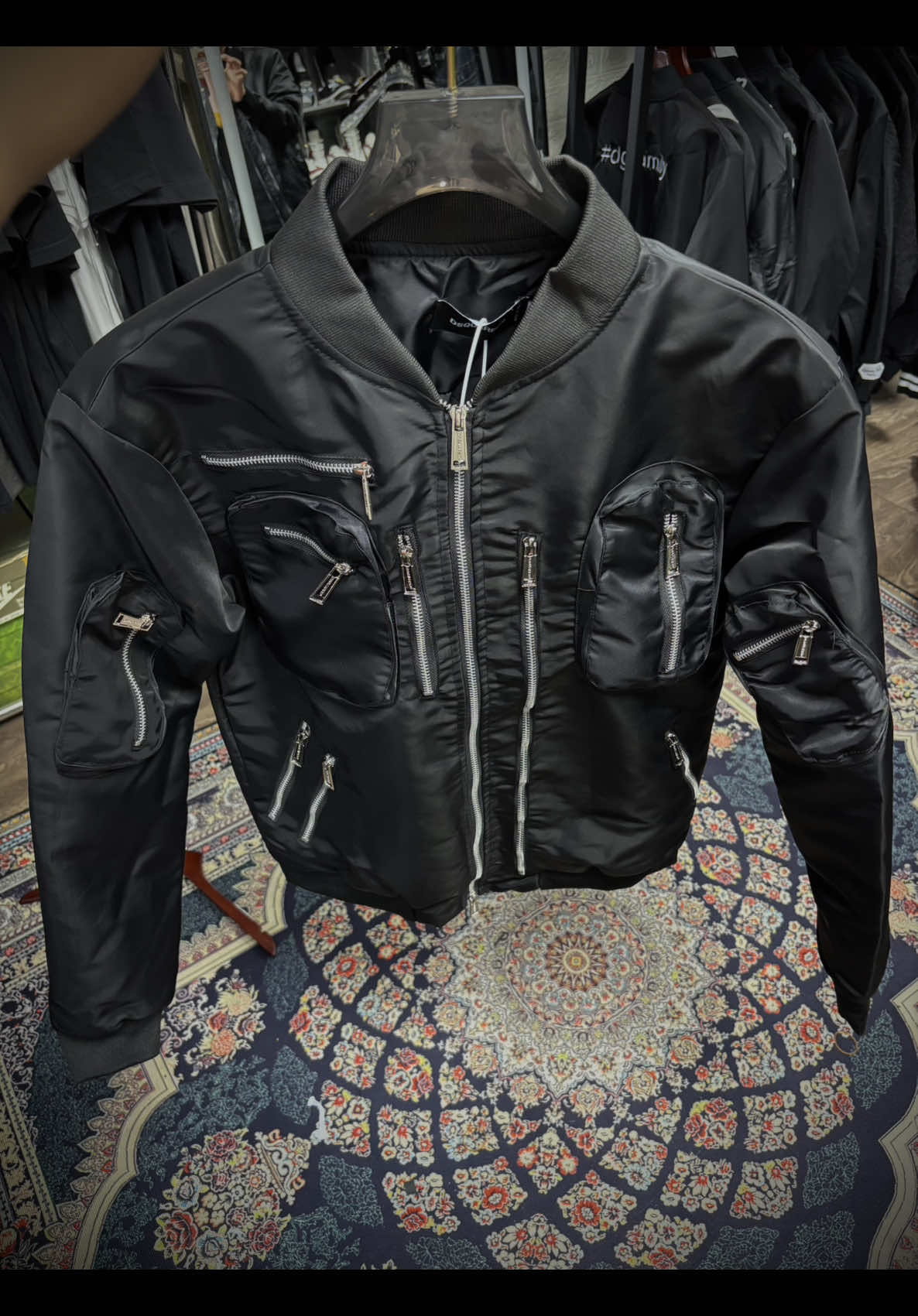 Khoác d2 12 khoá 4xx là thật⚜️⚜️ #xuhuong #thoitrangnam #quanaoquangchauu #changquanboutique #xuhuongmoi 