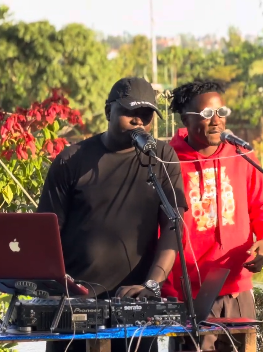 Nkolerera future yange