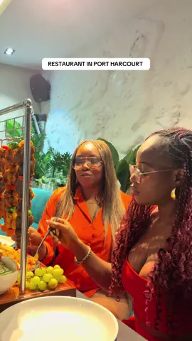 If you’re looking for an upscale spot in Port Harcourt that gives good food, good music, and good vibes ,this is it 😍🍴 @BenedictasCuisinePh  Benedicta’s Cuisine serves authentic Nigerian dishes in the classiest setting. 📍55 King Perekule GRA, PH Platters -kebab feast with Jellof magic platter  -Meat tower kebab platter  (The kebab feast with jollof magic is my absolute favorite ) We tried other awesome meals and I must say love how they’ve improved , you can walk in or make reservations cause they’ve got you covered! They have  An outdoor space  Paint and sip space  Private dine in  Lounge  Upscale fine dining restaurant  For enquiries  +234 810 009 5465 #newpost 