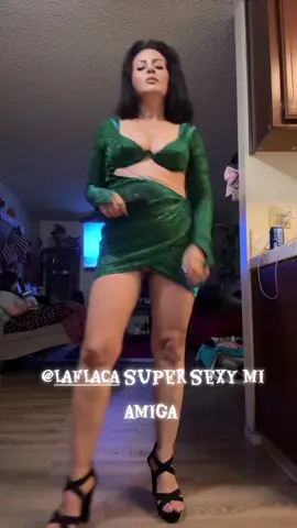 Hermosa y super sexy mi amiga @LA FLACA siganla amigos y amigas #madura #cincuentona #cuarentona #momfit #maturewoman 