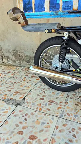 عشقناا الاختفاء في زمن يرغب الجميع في الضهور😏👍🏼#اعاده_النشر🔁 #لايك__explore___ #نامات_اصلي 