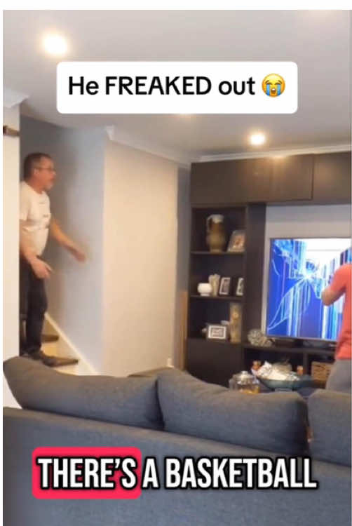 Broken Tvprank on dad 🤣😂🥰🥴#funnyvideos #funny #prank #brokentvprank #usa