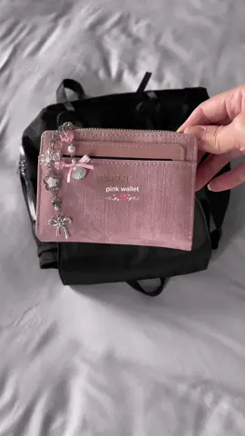 ตอบกลับ @t🥕 pink so cute #wallet #กระเป๋าสตางค์ #กระเป๋า 
