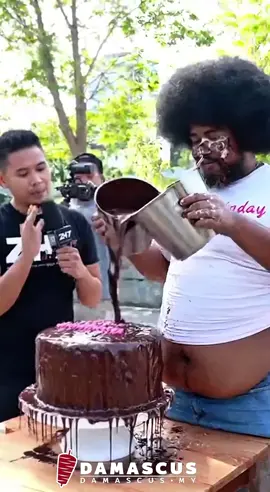 Untung wanie dapat kek🥰🎂dari kesayangan #happybirthday #kek #hiburan #fypp #viralvideo 