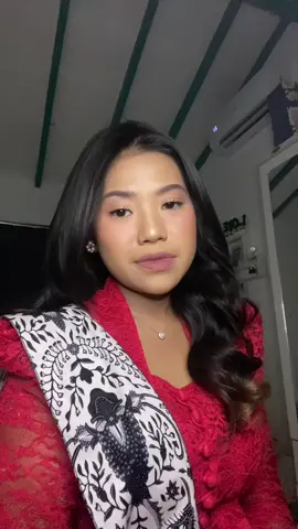 Biar sa busu begini tapi ko cari cari cieee🤪🫵🏻  •Busu Busu Setia @Kaka Andii @Kapthenpurek #fyp #lagutimur #nonamanis #busubususetia 