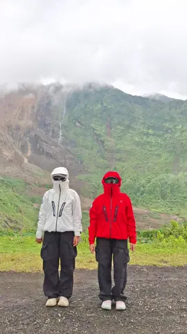 asik juga dance nya💃 #pendakigunung #Hiking #gorpcore #fyp #foryou 