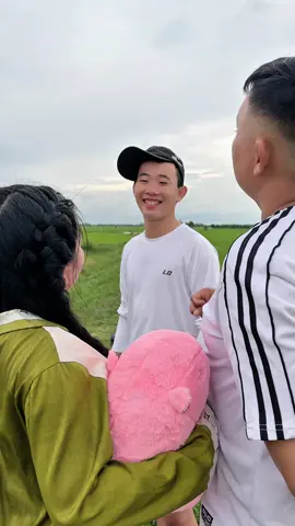 Nào lấy chồng thì về bên anh..!😆