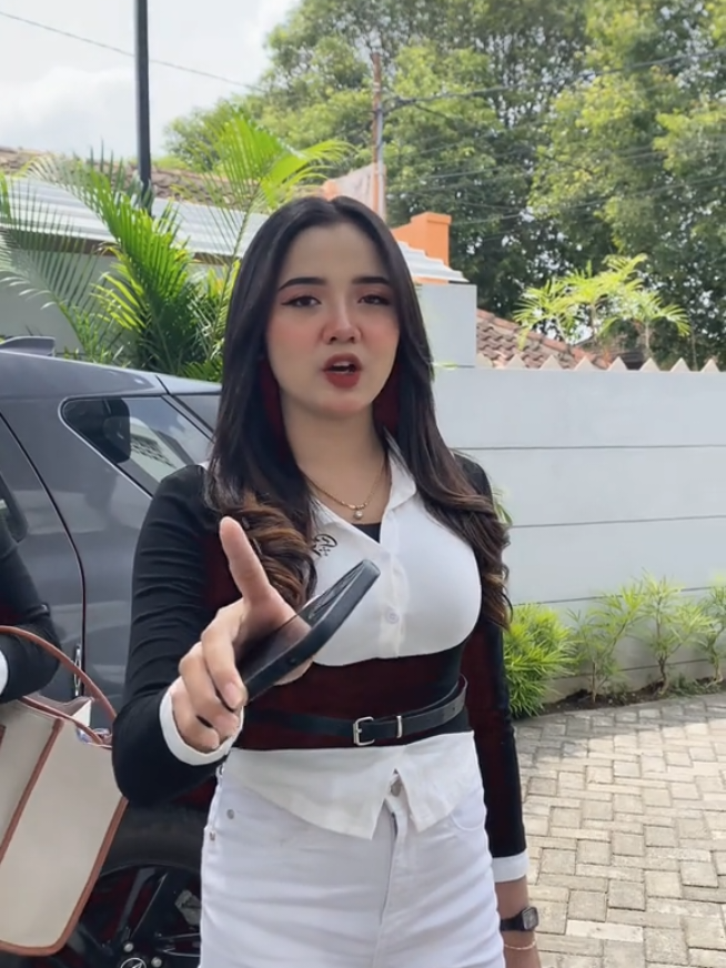 Dj Tanti LKI production kelud team jabung spectafest  lapangan desa jabung talun Blitar jawa timur #djtanti #LKIproduction #keludteam