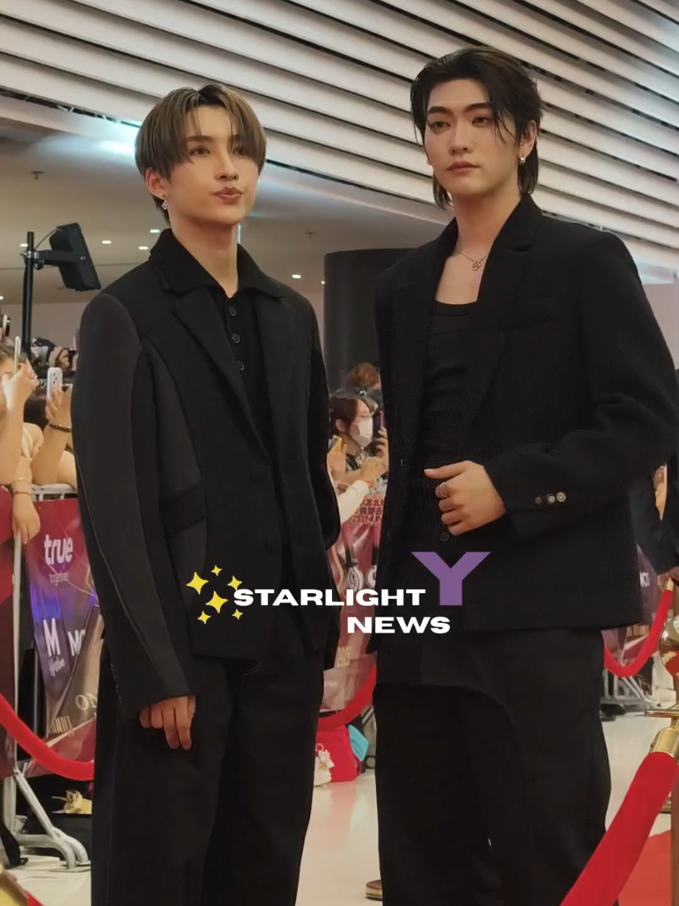 “บอส-โนอึล” ร่วมเดินพรมในงานประกาศรางวัลประกาศรางวัล “ MAYA TV AWARDS 2025 : มายามหาชน” BN MAYA TV AWARDS #MAYATVAWARDS2025xMeMindY #MAYATVAWARDS2025 #Bosschaikamon #Noeulnuttarat  #BossNoeul