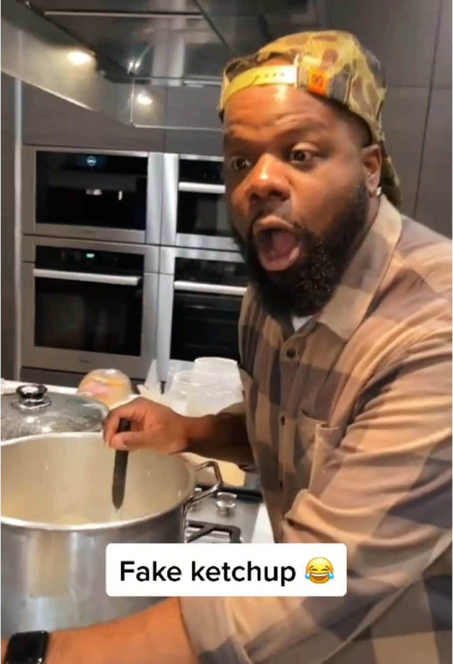 Epic funny ketchup prank 🤣🤣🤣#funny #funnyvideos #fyp #prank #ketchup 