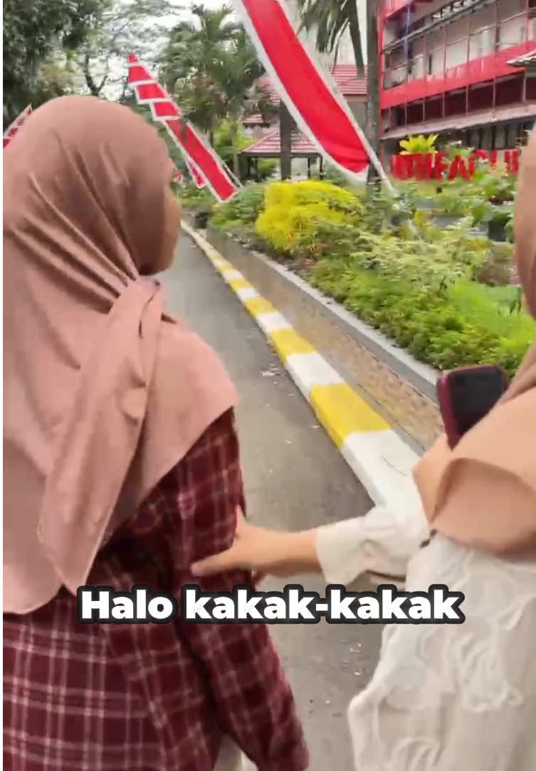 🌿 FORMA KESMAS EXPERT hadir lagi! Kali ini dari Departemen Kesehatan Lingkungan dengan pelatihan: 🧴 “Pengolahan Minyak Jelantah Menjadi Sabun dan Lilin” 🔥 💡 Tingkatkan skill dan wawasanmu dalam mengolah limbah jadi produk ramah lingkungan! 📆 Pendaftaran: 22–31 Oktober  🧪 Pelatihan: 1 November  🔗 Link Pendaftaran: https://forms.gle/kx8uoBfmXLW3fnGZ6 🎁 E-sertifikat & relasi bermanfaat 📞 CP: Muzdalifah (+62 821 8774 1676) | Eldania (+62 812 6276 9635) Yuk, jadi bagian dari “Empowering Future Public Health Leaders” bersama FORMA KESMAS FKM UNHAS! 🙌🏼 #FormaExpert2025 #FKMUnhas #FormaKesmasFKMUnhas #SinergiDalamAksi