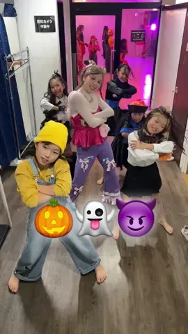 今年はしなこちゃんでHalloween🎃👻🍭 #dance #しなこダンス #yuha #しなこワールド #しなこちゃん 