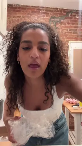 swear i’m not an idiot but this shit is confusing #newyork #nyc #subway #nyclife 