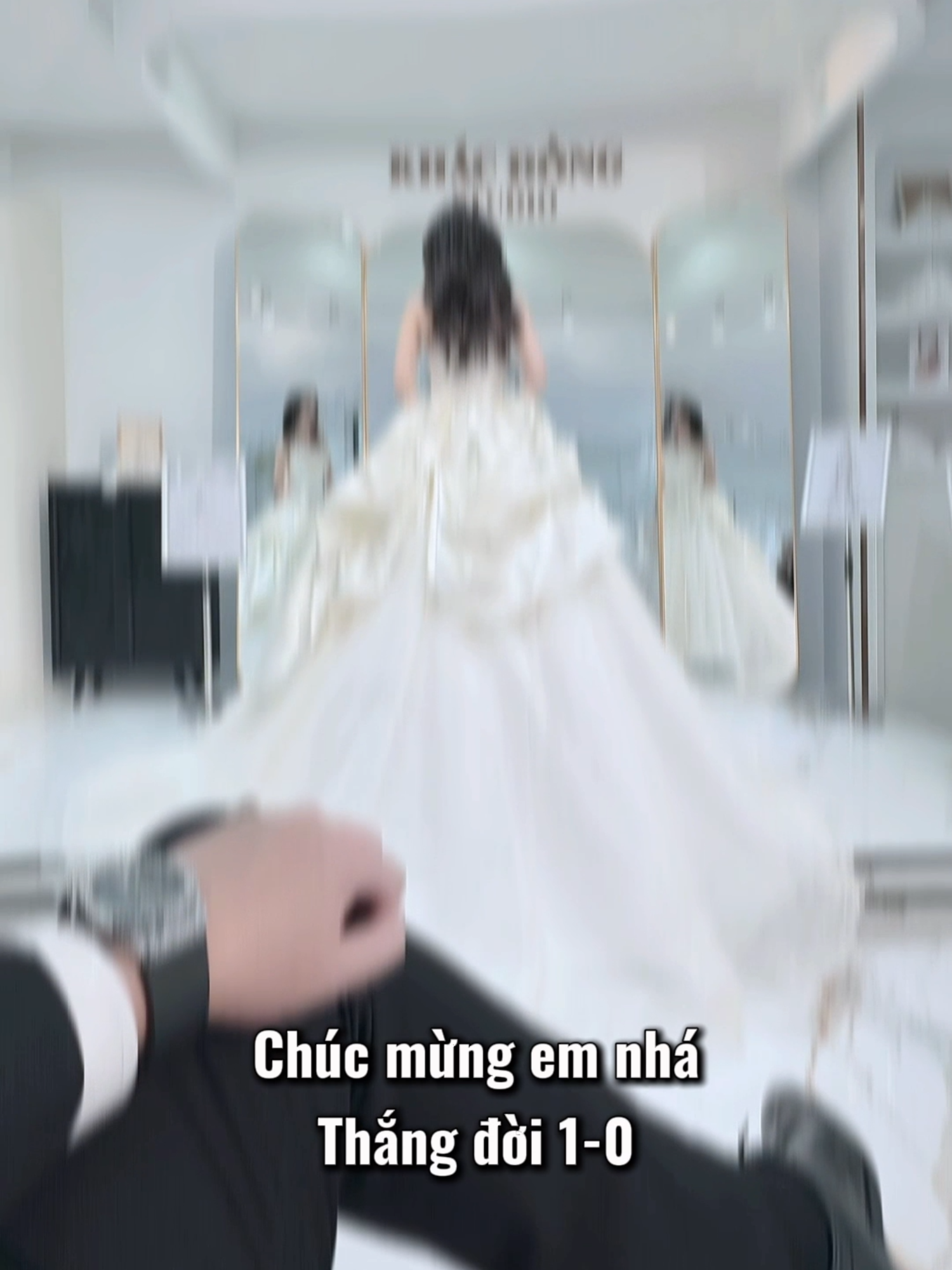 Không có gì vĩnh cửu, trừ ánh mắt anh khi nhìn em hôm nay. #WeddingDress #váycưới #codau #Bridal #chupanhcuoi #weddingdress #Wedding #bridal #côdâu #chupanhdep #Vaycuoithietke #Codau #vairal