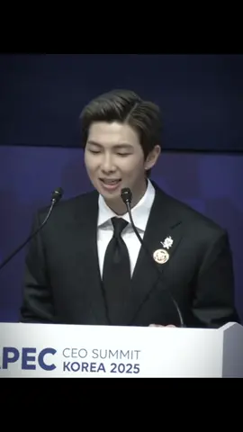 Chính sự ủng hộ của ARMY đã vượt qua mọi ranh giới, chính họ đã trao cho chúng tôi tiếng nói vang lên từ Billboard, Grammy, Liên Hợp Quốc, Nhà Trắng, đến cả APEC hôm nay 🫂💜 #namjoon #btsarmy #foryou #luvbt4ever 