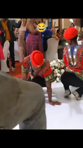 Chain Chain 😂 zikishika usishikike #creatorsearchinsight #trendingvideo #viral #kenyantiktok🇰🇪 #fyp 