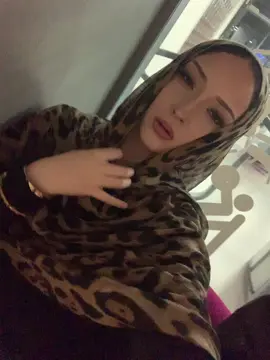 Let’s ignore how much I’ve been abusing this hijab 🫰✌️#dublin #fyp #67 #draft