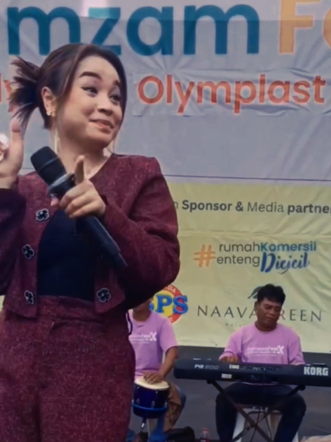 ws ayu ga usah kemayu @TasyaRosmala 🙂‍↕️ #tasyarosmala #update #story #fyp #fyppppppppppppppppppppppp 