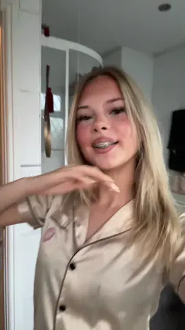 #fyp #xyzabc #foryoupage #prettygirls #blondegirl 