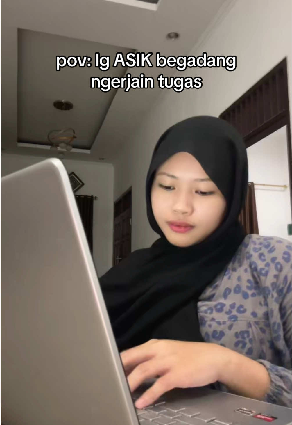 pdhl mata masih 5 watt loh??? #giatbelajar #rajin #cintatugas #kuliah #fypシ゚ 