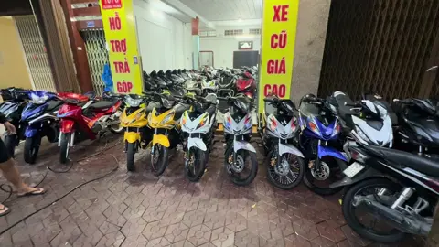 Đợi anh chị tới rước về 😅 🚫Hỗ Trợ Góp Không Cần Trả Trước Mua Bán Xe Máy Cũ Quảng Ngãi Dép Lồ:0329//239//352 #76quangngai #quangngai76 #muabanxemaycuquangngai #76b1quảngngãi #ducxemaycu76 