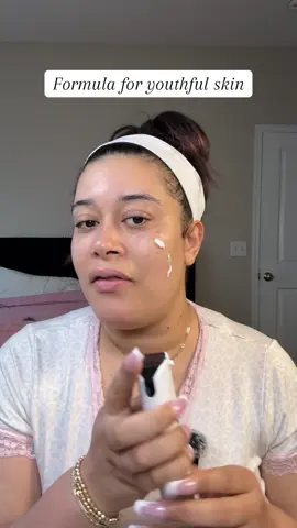 @One Skin #antiaging #topicalskincare #tiktokshopcreatorpicks #tiktokshopblackfriday #heatlesscurls 