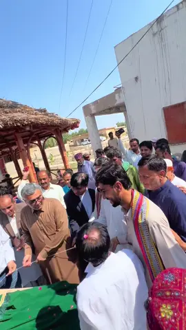 MNA Mr. Sadiq Ali Memon, along with Ramzan Panhwar, Assistant Commissioner Ghora bari Faraz Ahmad abbasi, Chairman Haji Sadique, and Vice Chairman Ghulam Nabi Memon, proudly inaugurated the “Zero Carbon Waiting Area Structure” at the Government Hospital Garho. This innovative initiative marks a significant step toward promoting sustainable and eco-friendly infrastructure within public healthcare facilities. #fyp #governmentsindh #governmenthospital #teamghulamnabimemon #foryoupage 