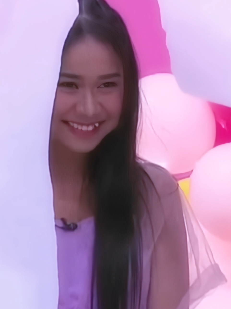 Selalu tertarik dgn nya🤍 Dia yang apa adanya, dia yang selalu memberikan kebahagiaan untuk semua orang🥹  Sehat apingku, semangat terus kompetisinya, nikmati prosesnya dgn ikhlas dan tulus, karna diluaran sana banyak yang sayang aping, banyak cinta untuk aping🤍  