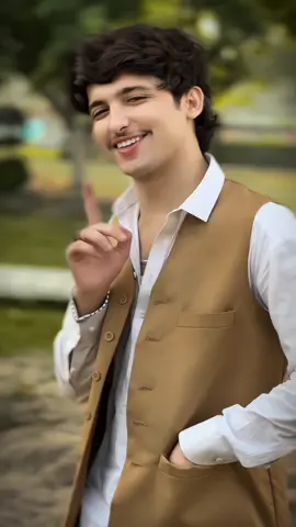 Pa Yar Na puhidi Sama Chalaka wa pue da p 😂💔#viralvideo #foryoupage #dontunderreviewmyvideo #pashto #unfreezemyacount 