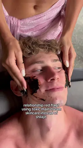 Comment “SHILAJIT” for this thing that’s SELLING OUT like crazyyy! Because Shilajit contains fulvic and humic acid and 80+ trace minerals, it balances hormones, boosts mitochondrial function, causes glowing radiant skin, and a firey inner drive. You don’t need 100 supplements for better skin, energy, and high T. It all can be solved with just 1 thing. Shilajit is a natural substance. It literally oozes out of the Himalayan mountains in the summer. Sherpas collect it from over 14,000 feet and use it themselves to become stronger, smarter, and more agile. It’s been used for centuries and is listed in ancient ayurvedic texts 📜 🕶 It’s simple, just add a tiny bit in hot water (or coffee) in the morning 💬 Comment “SHILAJIT” and I’ll dm you the 1# shilajit on the market and a special discount code #shilajit #holistichealth #biohacker #healthyskin #skincare