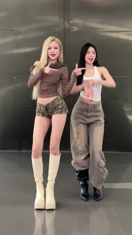 Vi yeu cu dam dau 🙂‍↔️ @Bún pò 🥀 ( dc: @Thư Thor ᐢ. .ᐢ ) #phgrn #tiktokdancevn 