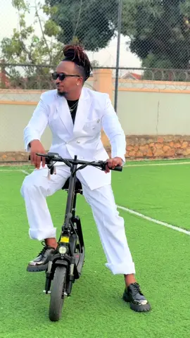 @B2C Entertainment @Bobby Lash B2C @Julio B2C @Mr.Lee B2C @Katete Enock 