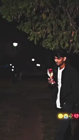 হাত বাধিবি পা বান্ধিবি মন বান্ধিবি কি দিয়া#trendingsong #foryoupage 