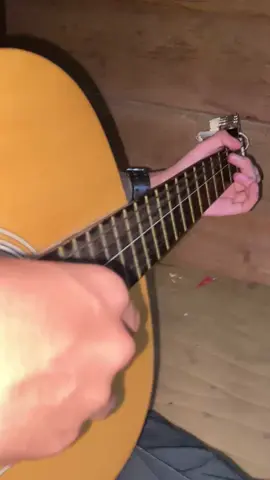 fingerstyle surat cinta untuk starla✨ #gitarcover #gitarsong #fingerstyle #fyp #introsuratcintauntukstarla 