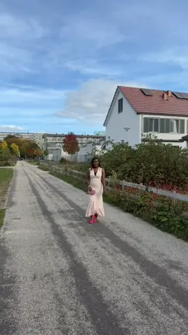 🥰🍷 #fyp #videoviral #loveyourself #europe #beauty  @pretty Tee😍❤️ 