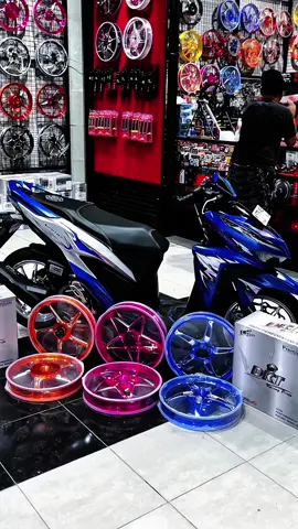 yg lagi cari velg CNC buat matic Ring 14/Ring 17 bisa mampir ke @JSHSPEEDSHOP free pemasangan yg ada di jogja, buat kalian yg jauh bisa chekout lewat keranjang kuning #vario #variomodifikasi #variolednew #vario125 #fyp 