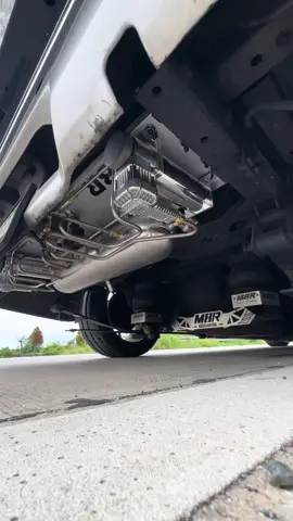 ✈️บินตรง จากเกาหลี มาทำรถ ชุดใหญ่ งบแสนต้น  COMP D2 +Nazz 265-40-18  เว้าพับแปลง5รู หน้า-หลัง ตัดหูแหนบ แก้เพลา  ถุงลม หน้า-หลัง 50K + เบรค18Z บอล แท้ 33K