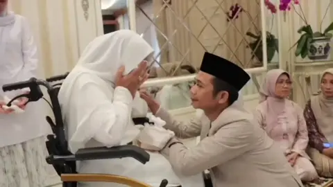 #CapCut surga nya Allah sudah menanti mu pujaan hati ku....#saepulbahribinzein #omzeinjagoandedimulyadi #omzeinbupatipurwakarta #omzeinbupatiaing #omzein 