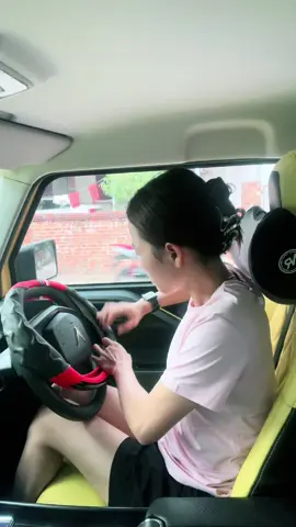 Thao tác lắp bọc vô lăng cho xe điện #bocvolang #vinfast 