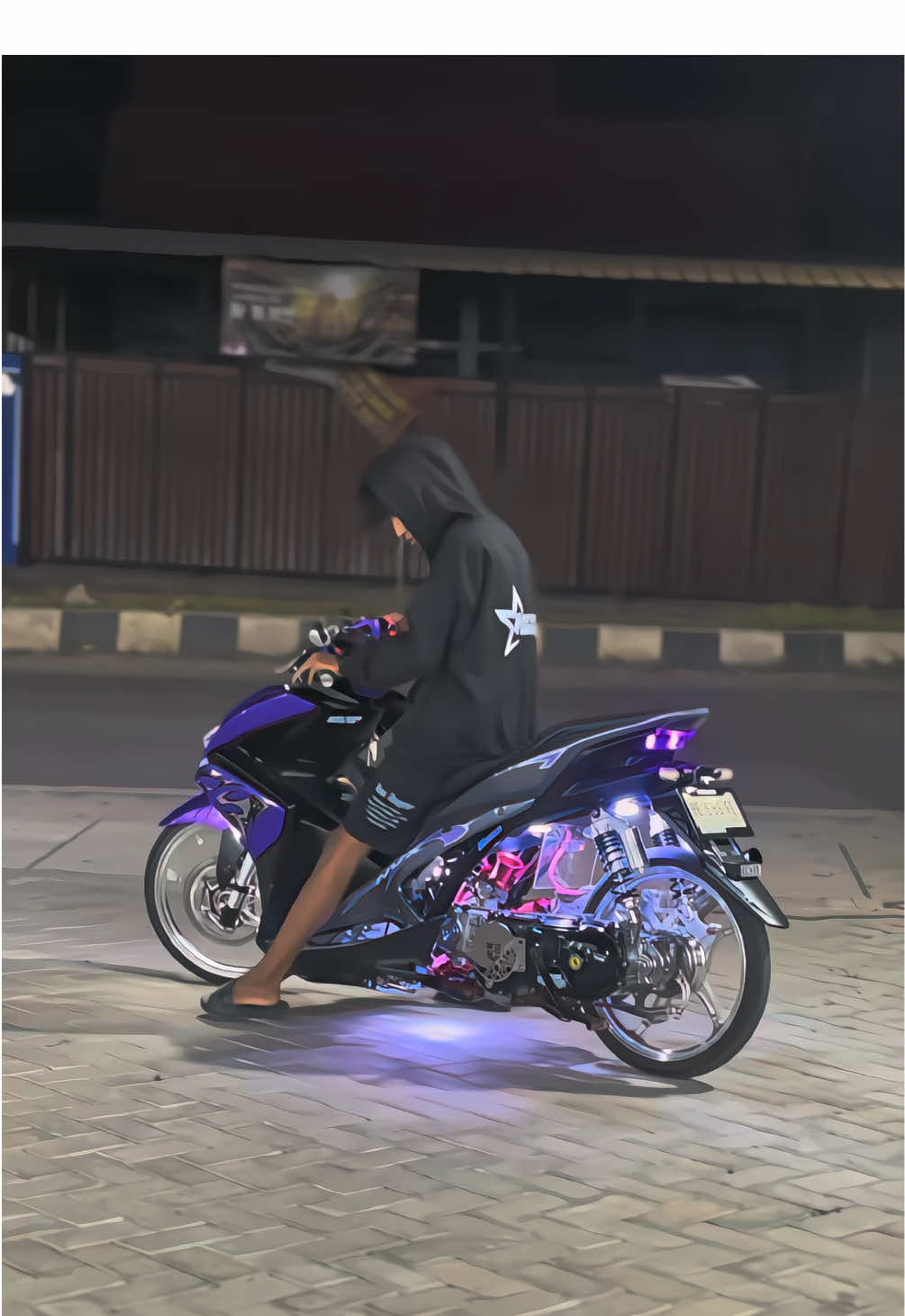 Dayumm  #aeroxold #vietnamstyle🇻🇳 #aerox #fyp 