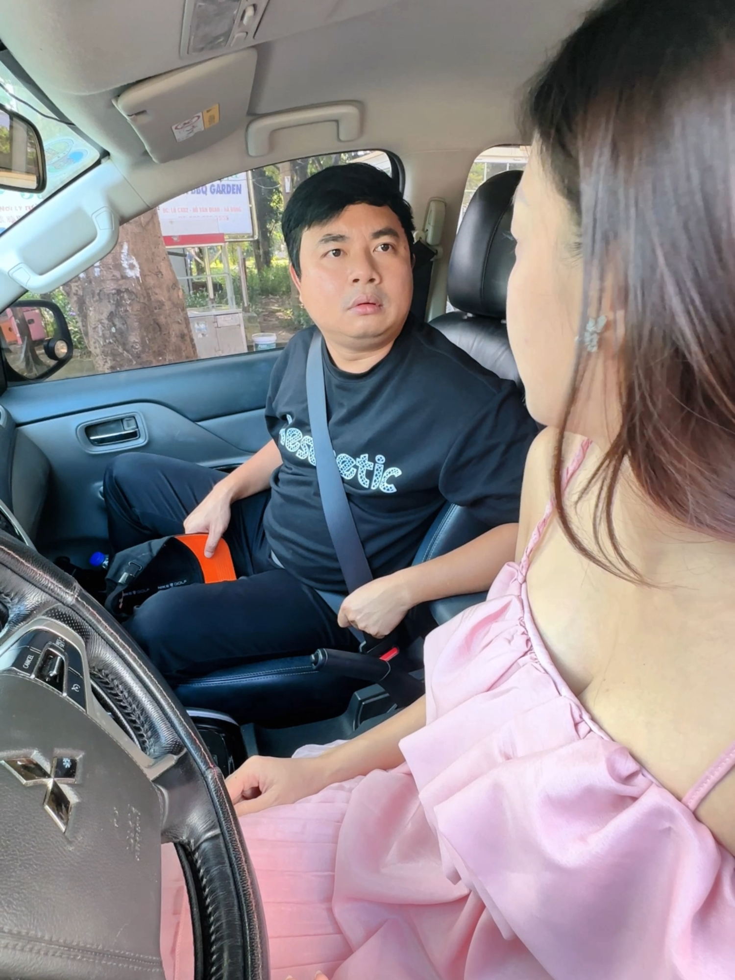 Chỉ là em Cầm quen tay thôi ! #HaiTruongGiang #tgmedia