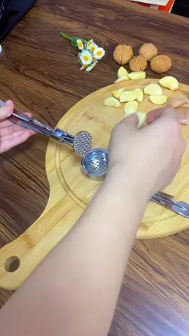 Quality That Stands the Test of Time (and Garlic!).​#KitchenHacks #tiktokshop #cookingtips #easyclean #LifeHack 