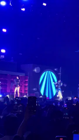 DJ CHARI & DJ TATSUKI 10/29 日本武道館　 #tohji #elleteresa 