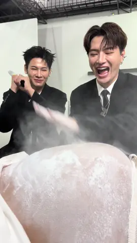 ไฮ ยัย ยะ @J I N X 