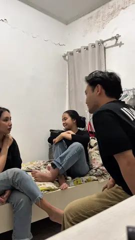 Serius amat sih obrolannya🤭🤭 @adedanar @Mba @IG : @haibinyo #siblinggoals #siblingcheck #garagarakakang #kakangbinyo #fakebodyy⚠️ 